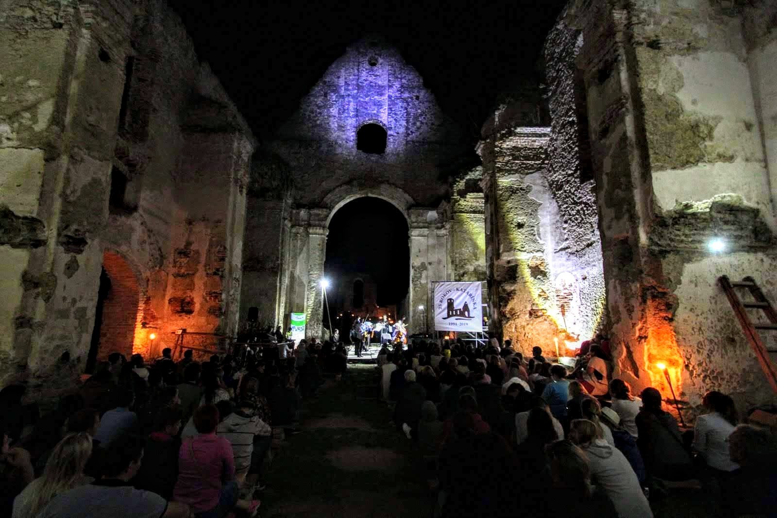 Do Noci hradov a zrúcanín sa zapoja tento rok aj v ruinách Katarínky