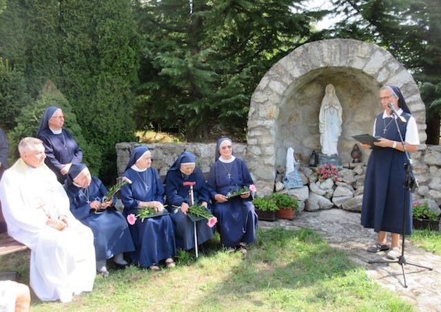 V Suchej nad Parnou si pripomenuli 72. výročie Akcie Rehoľníčky