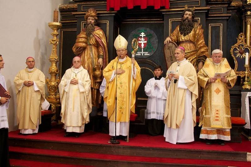 Arcibiskupi Zvolenský a Orosch si pripomínajú 21. výročie biskupskej vysviacky