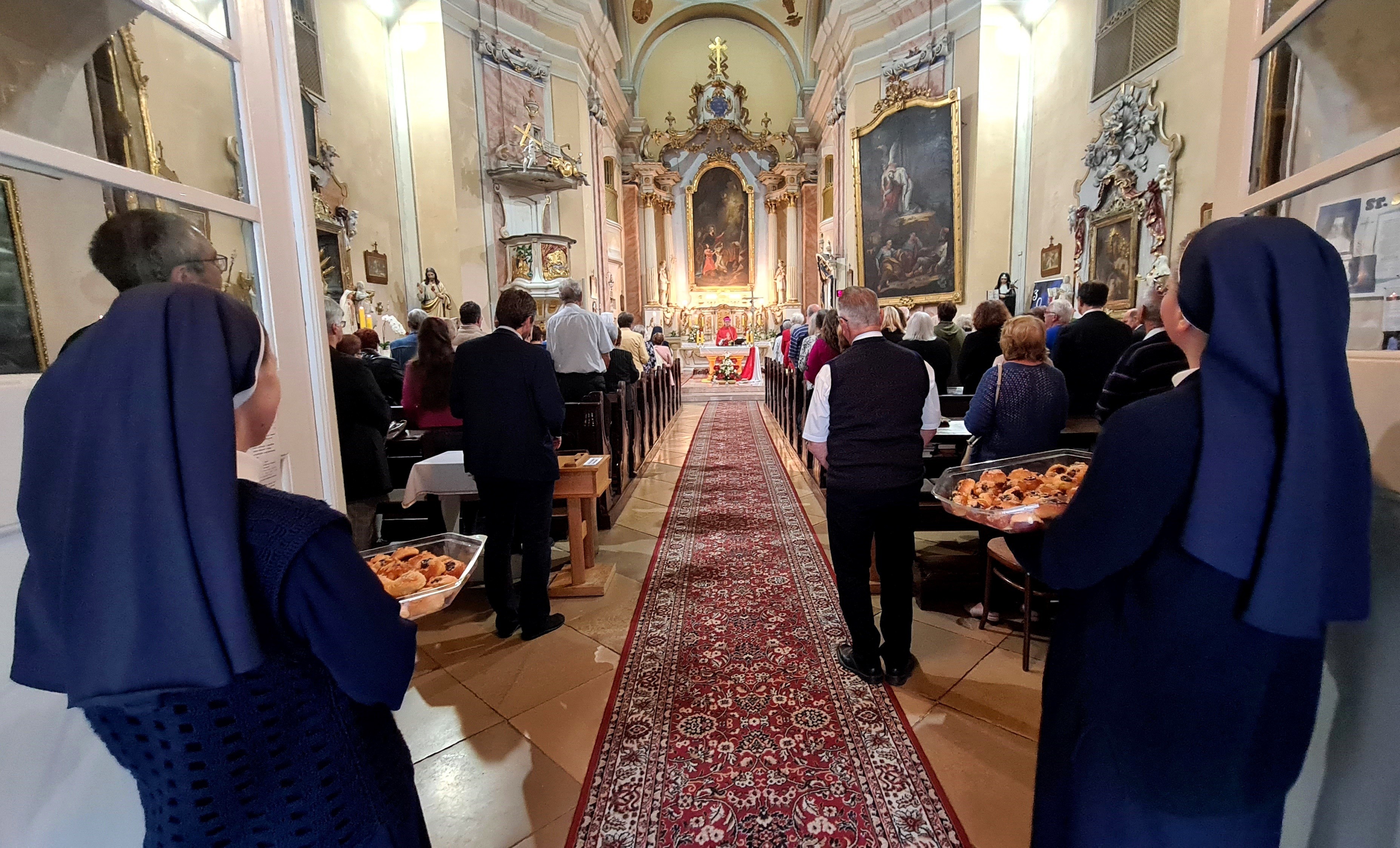 Sestry uršulínky zavŕšili jubilejné oslavy 300 rokov v Trnave