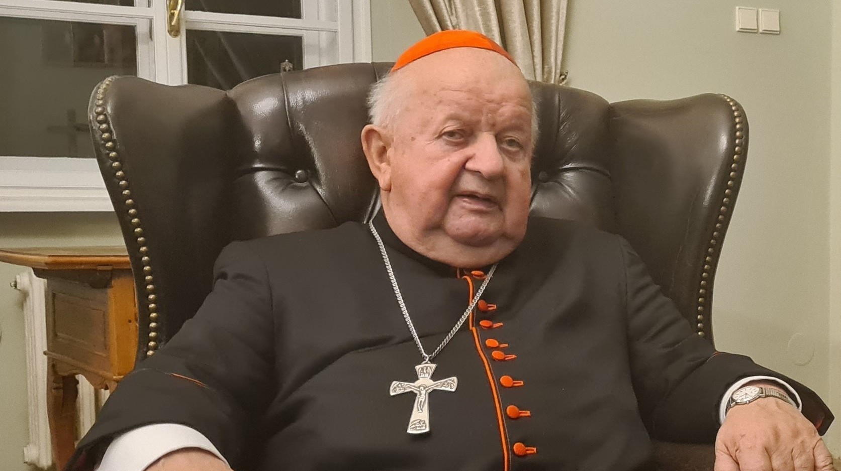 Kardinál Dziwisz: Pán Boh robí veľké zázraky na príhovor sv. Jána Pavla II.