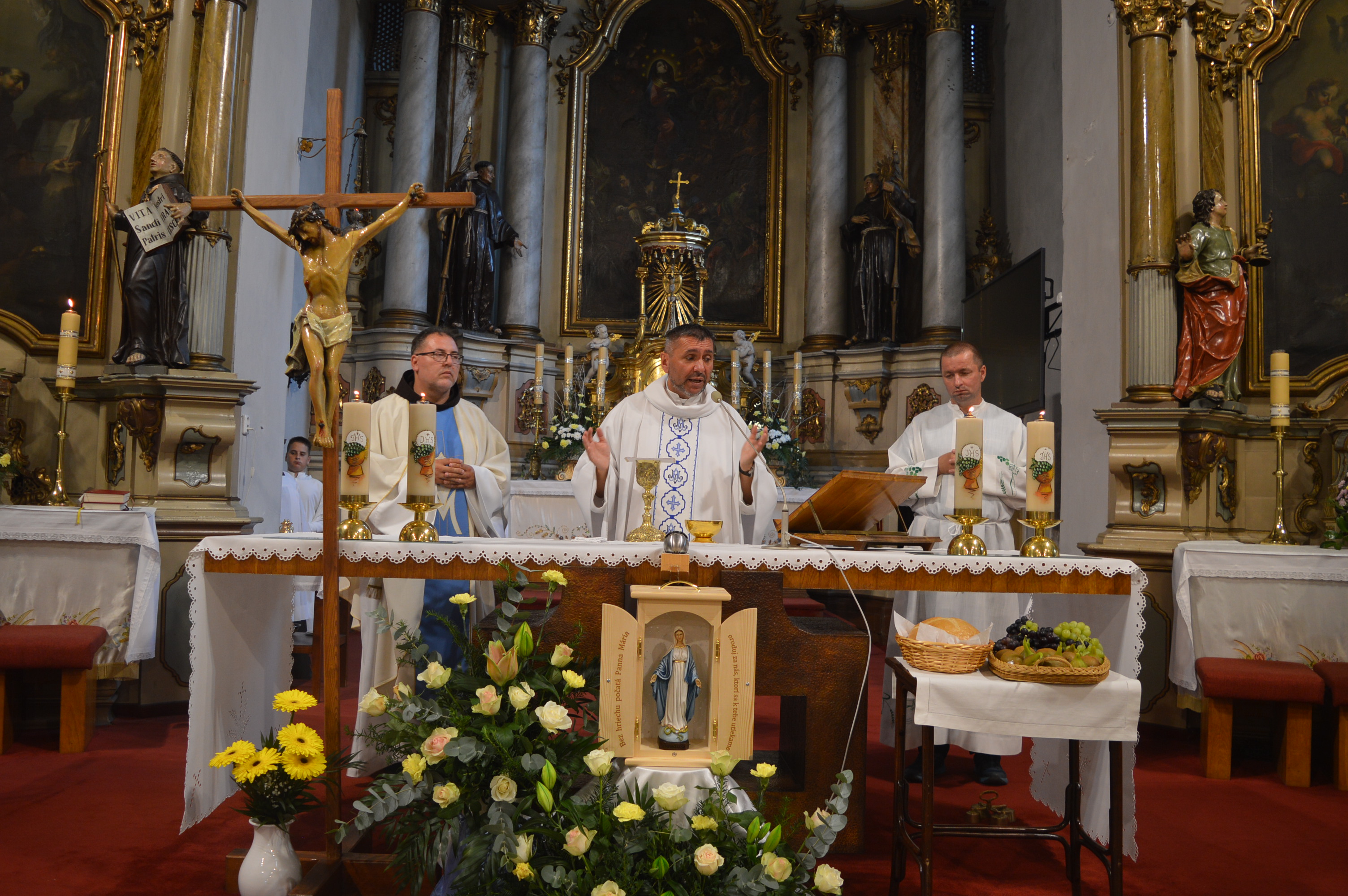 V Hlohovci slávili františkánsky sviatok Panny Márie Anjelskej v Porciunkule