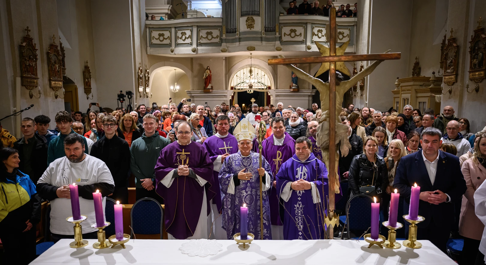 Apoštolský nuncius Nicola Girasoli otvoril 5. ročník pôstnej púte Železný pútnik