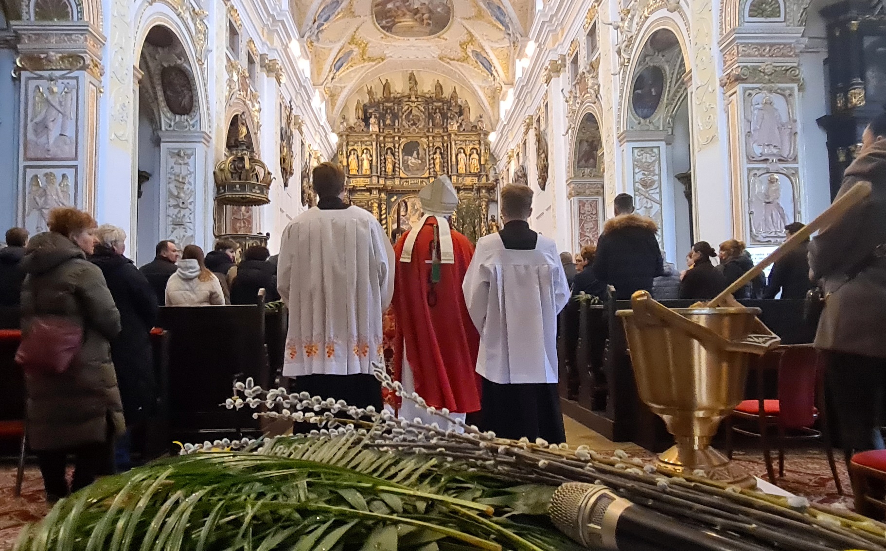 Arcibiskup Orosch na Palmovú nedeľu: Nezameňme kultúru života za kultúru smrti