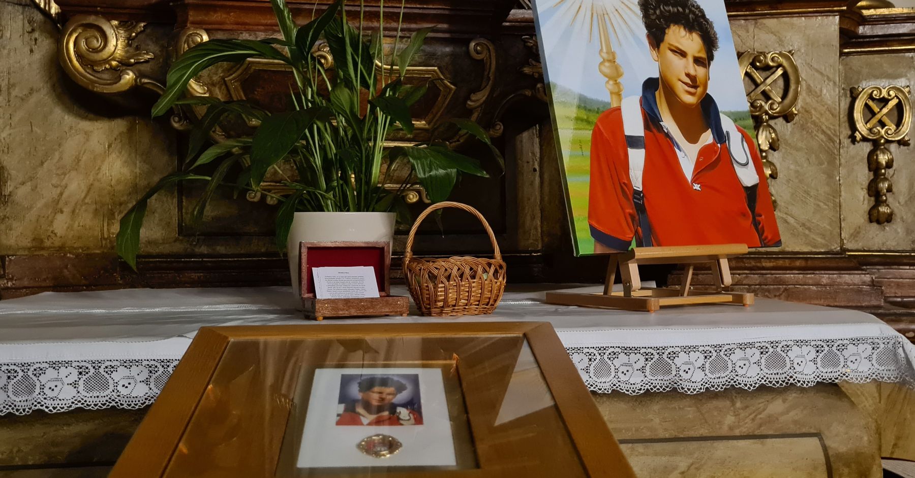 Spustili Acutis AI: Umelú inteligenciu vernú učeniu Katolíckej cirkvi